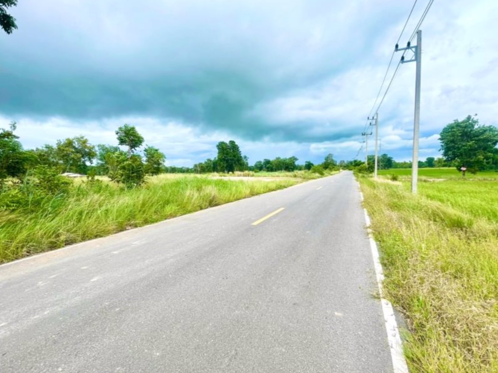 ขายด่วน-ที่ดินเปล่า-ถูกกว่าราคาประเมิน-ที่ดินเปล่า-พร้อมสระน้ำ