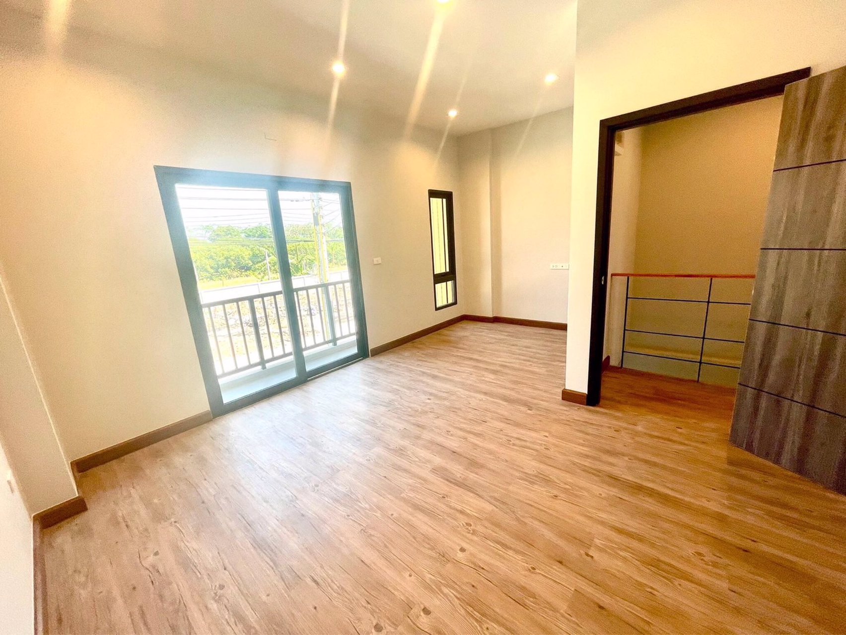 ขายบ้าน-ทาวน์โฮม-บ้านทาวน์โฮม-บ้านระยอง-มาบตาพุด-เนินพยอม