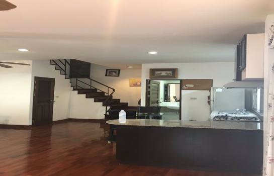 ทาวน์เฮ้าส์ตกแต่งใหม่พร้อมอยู่ห่างจากทะเลเพียง-200-เมตร-จากหาดวงศ์อมาตย์พัทยาเหนือตั้งอยู่ในทำเลที่เ