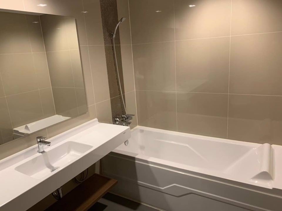 ให้เช่าคอนโดติดรถไฟฟ้า-บางจาก-2-ห้องนอน-ไอดีโอ-สุขุมวิท-93-มีอ่างอาบน้ำ