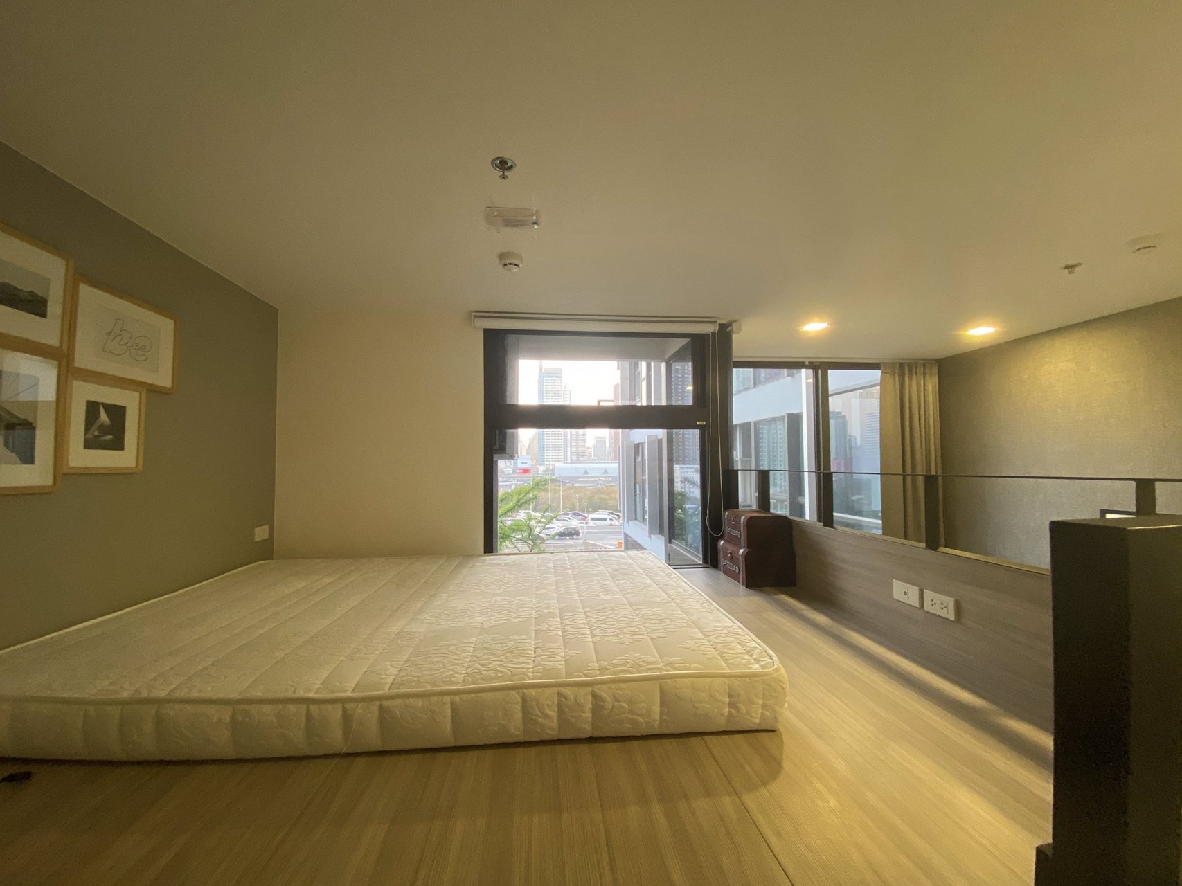 ให้เช่าคอนโดชีวาทัยอโศก-1-ห้องนอน-ใกล้-mrt-พระราม-9