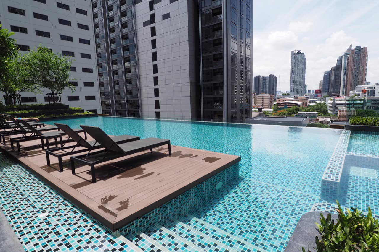 ให้เช่า-คอนโด-ลุมพินี-สวีท-เพชรบุรี-มักกะสัน-mrt-เพชรบุรี-และ-airport-link-มักกะสัน