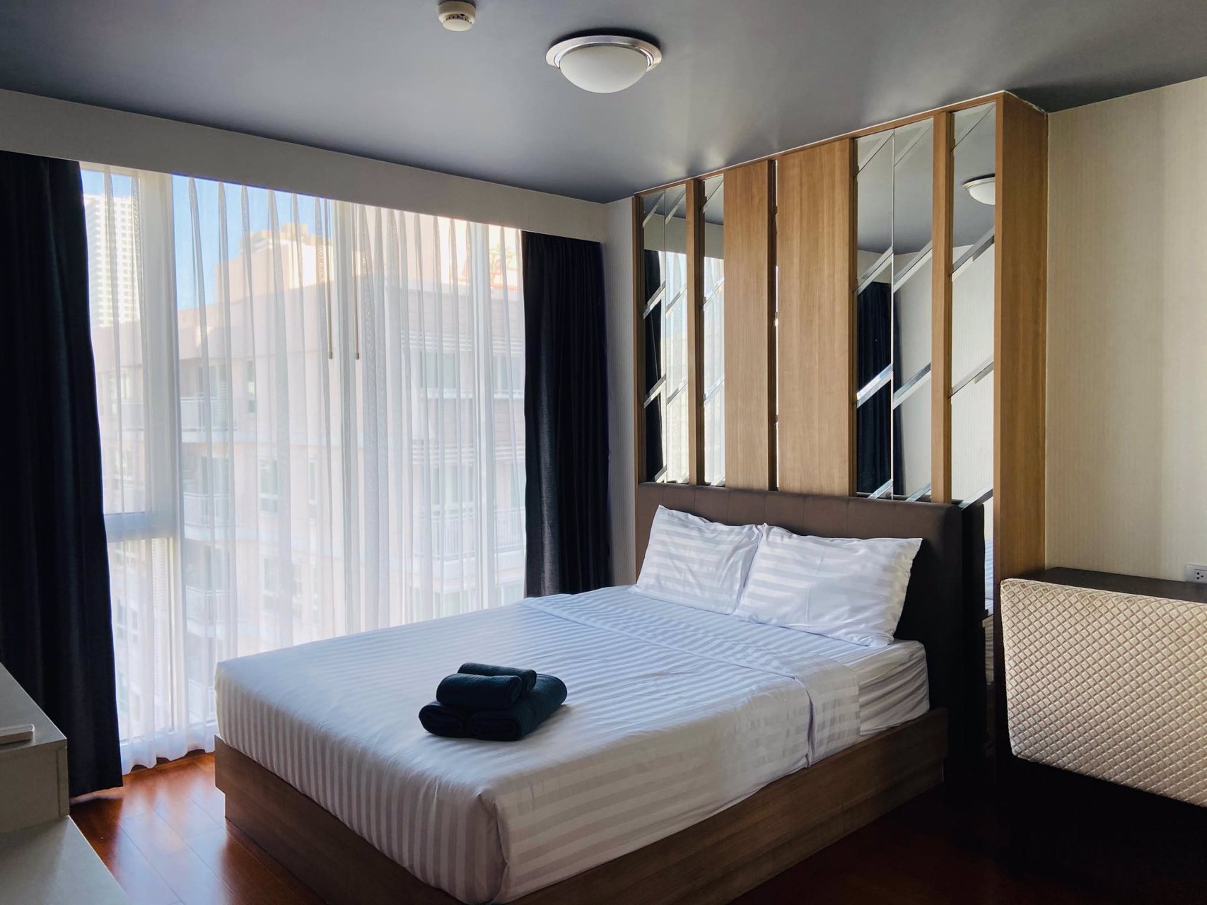 คอนโดให้เช่า-2-ห้องนอน-สุขุมวิท-13-bts-นานา-อโศก-ต่งครบ-พร้อมอยู่