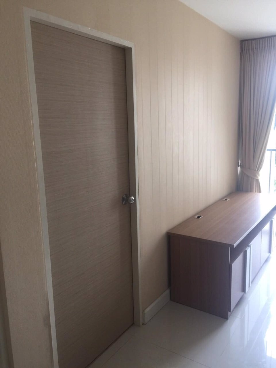 ให้เช่า-คอนโด-metro-sky-รัชดา-เฟอร์นิเจอร์ครบ-พร้อมเข้าอยู่