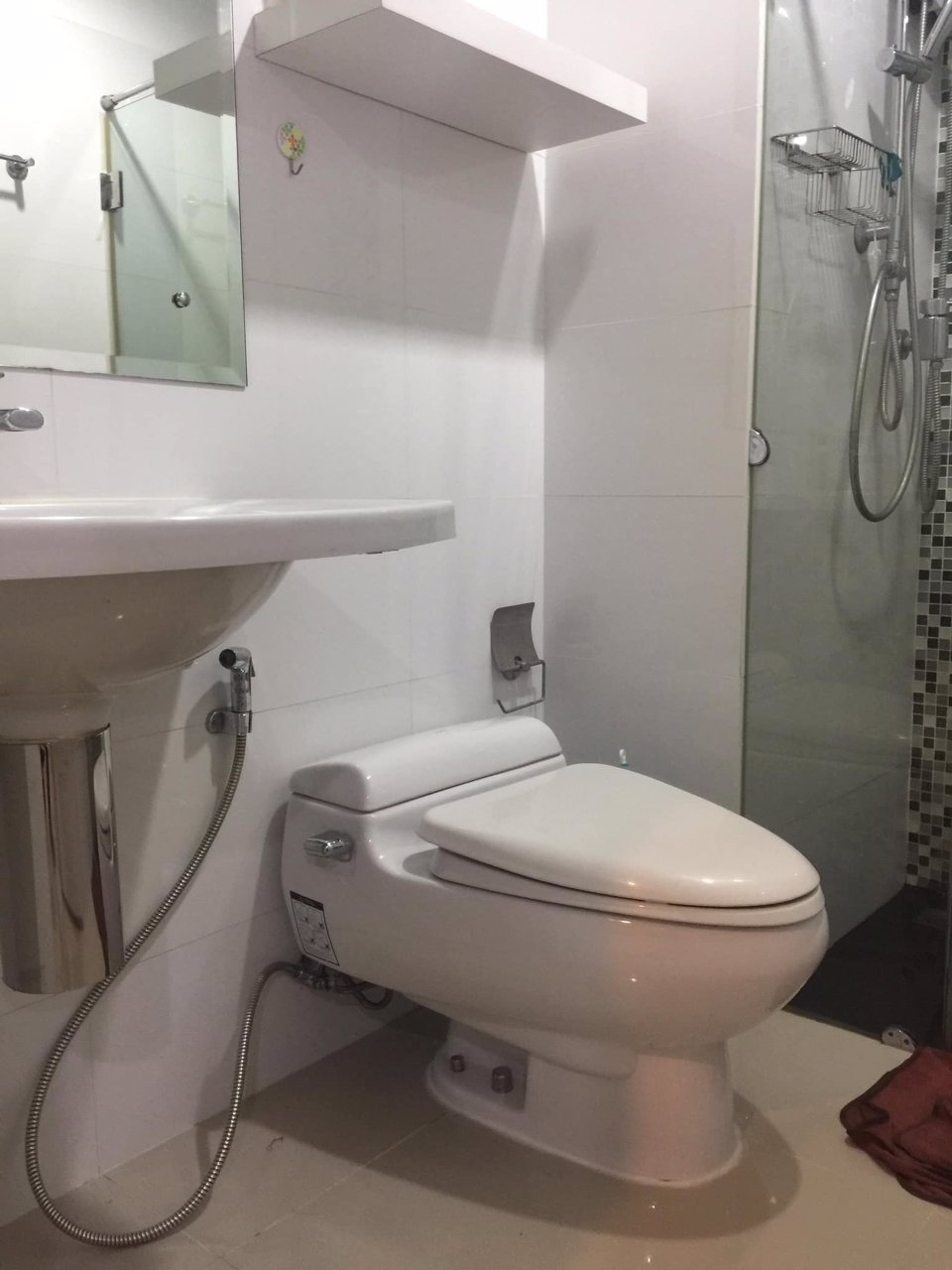 ให้เช่า-คอนโด-metro-sky-รัชดา-เฟอร์นิเจอร์ครบ-พร้อมเข้าอยู่