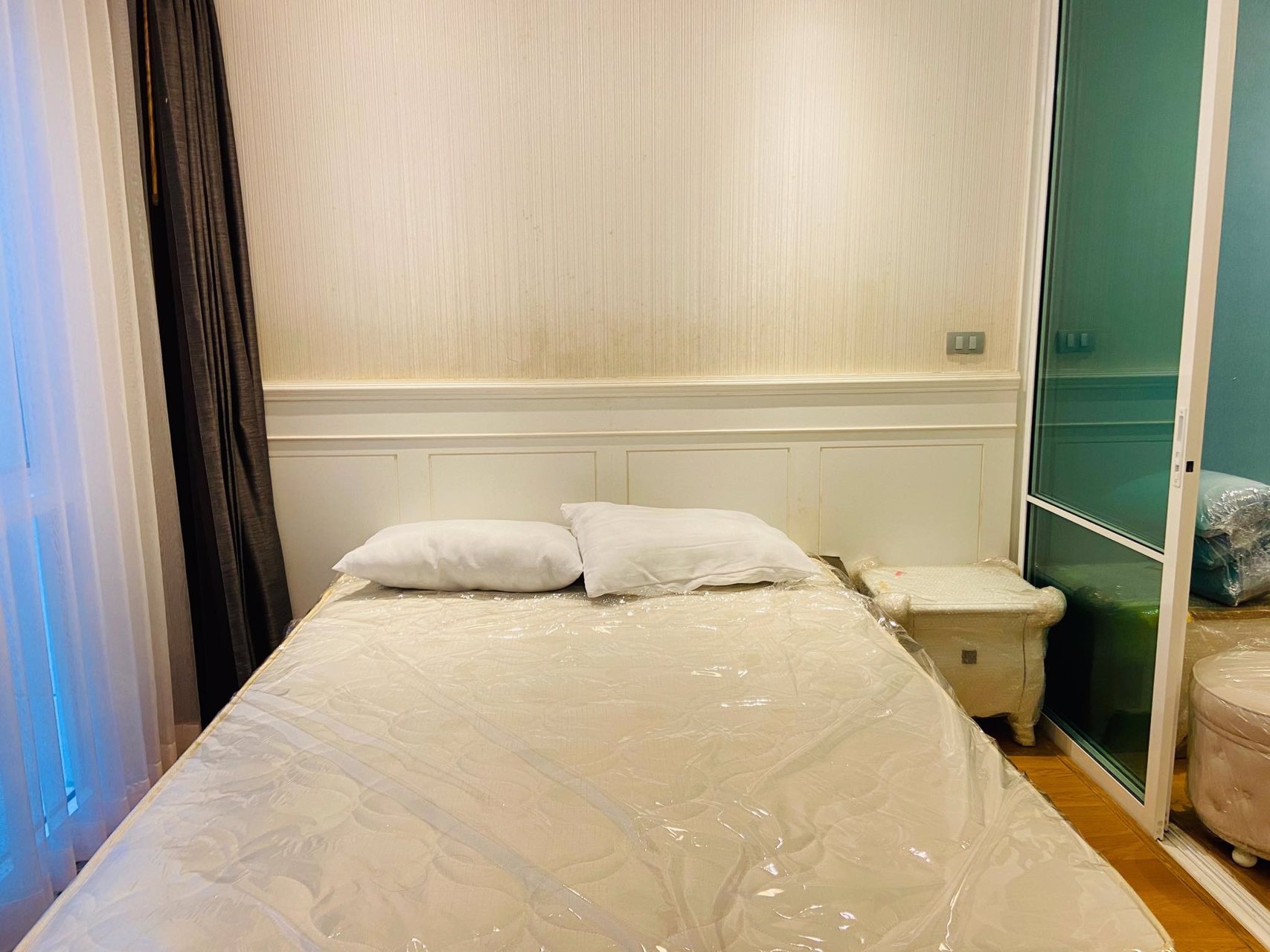 ด่วน-ขายคอนโดใหม่-interlux-premier-sukhumvit-13-แต่งครบ-พร้อมอยู่-ราคาถูกมาก