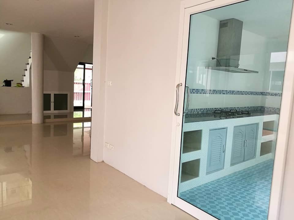 ให้เช่าบ้านเดี่ยว-2-ชั้น-บ้านใหม่-สไตล์โมเดิร์น-ซอยอ่อนนุช-44