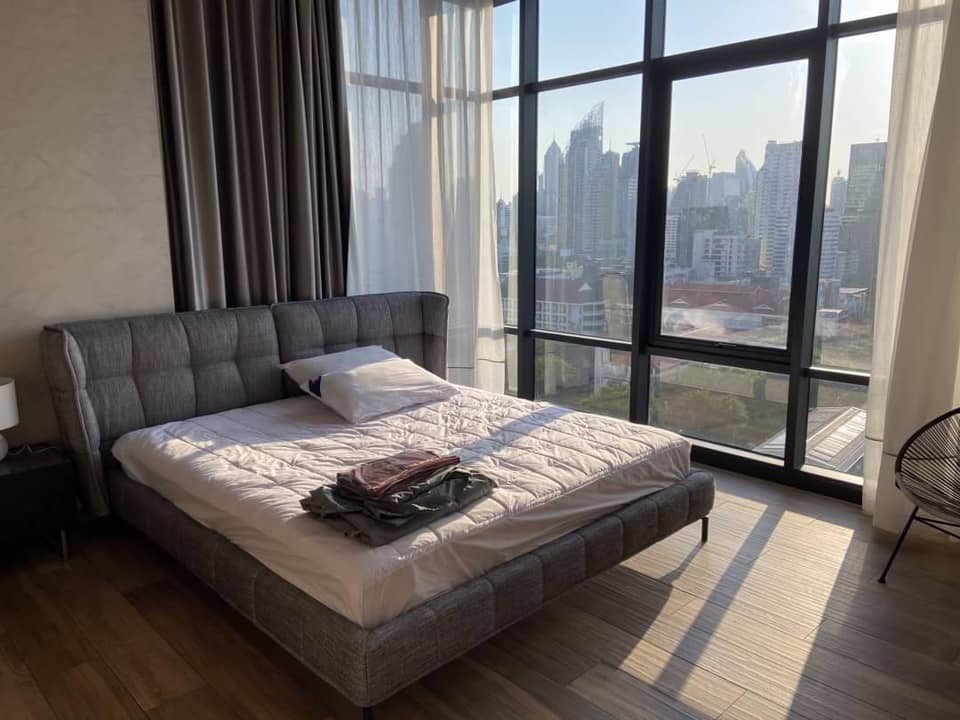 ให้เช่าคอนโดหรู-ติดถนนอโศก-the-loft-asok-ขนาด-2-ห้องนอน