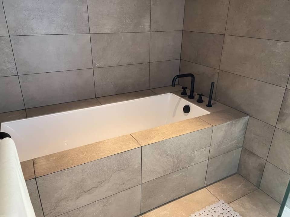 ให้เช่าคอนโดหรู-ติดถนนอโศก-the-loft-asok-ขนาด-2-ห้องนอน