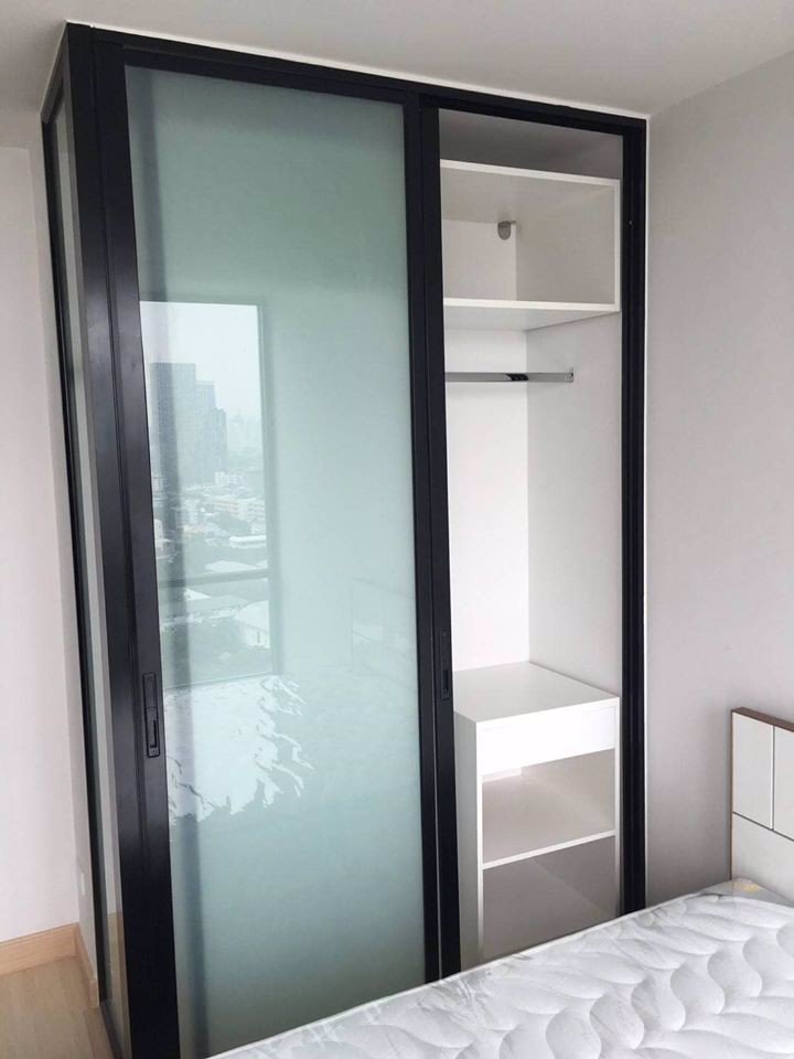 ให้เช่าแบงค์คอก-แบงค์คอก-ฮอไรซอน-สาทร-14-ชั้นสูง-ใกล้20-เมตร-brt-เทคนิคกรุงเทพ