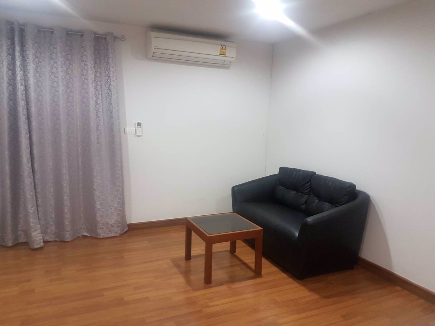 ให้เช่า-คอนโดรีเจ้นท์-ติวานนท์-25 -ติดรถไฟฟ้ากระทรวง