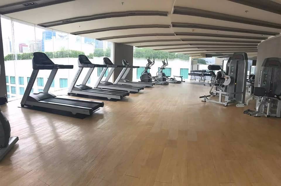 ให้เช่าคอนโด-15-สุขุมวิทเรสซิเดนซ์-ห้องใหญ่-เฟอร์นิเจอร์ครบ-มีอ่างอาบน้ำ