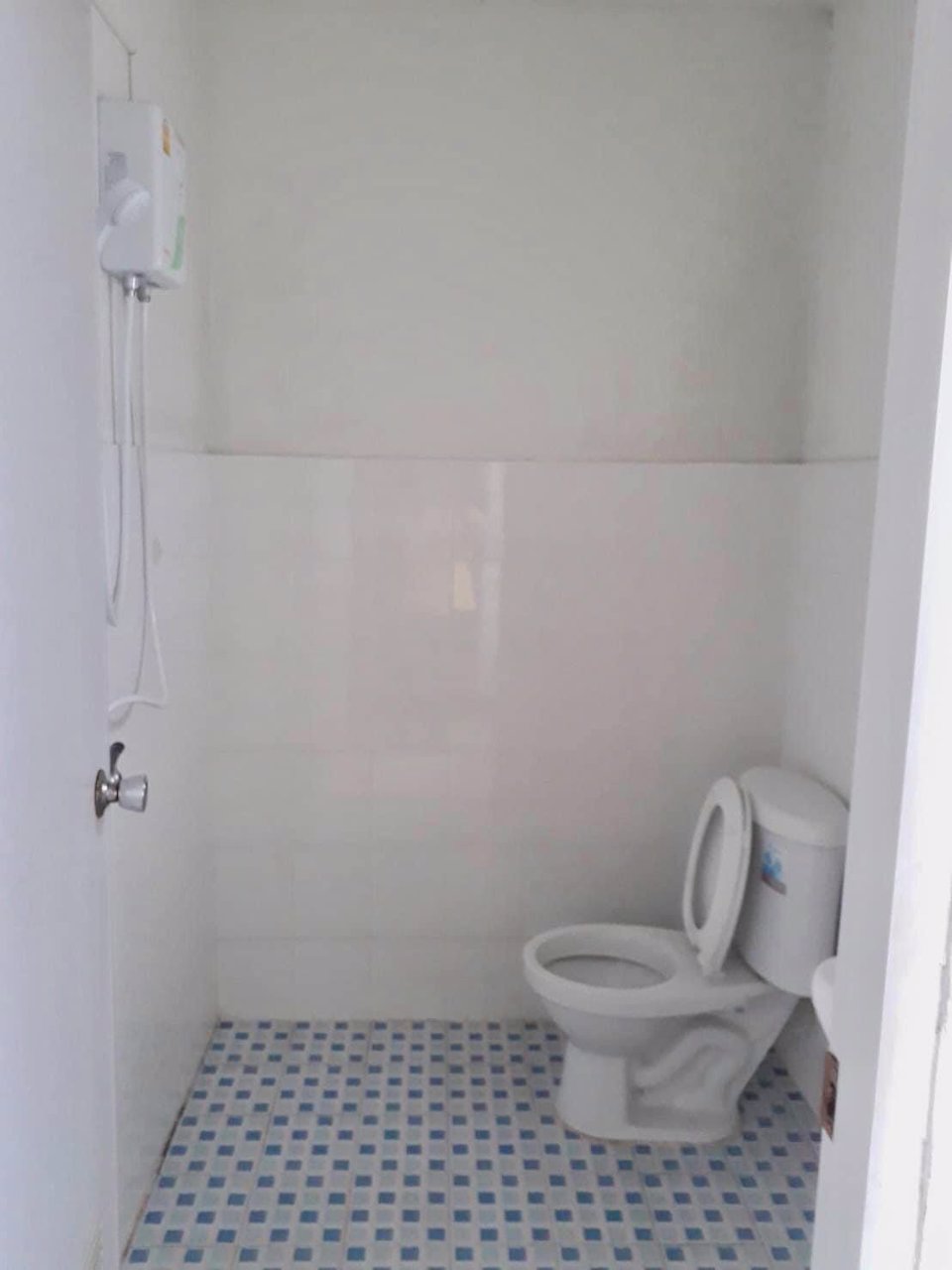 ขายอพาร์ทเม้นท์-2-ชั้น-มีห้องพักทั้งหมด-18-ห้อง