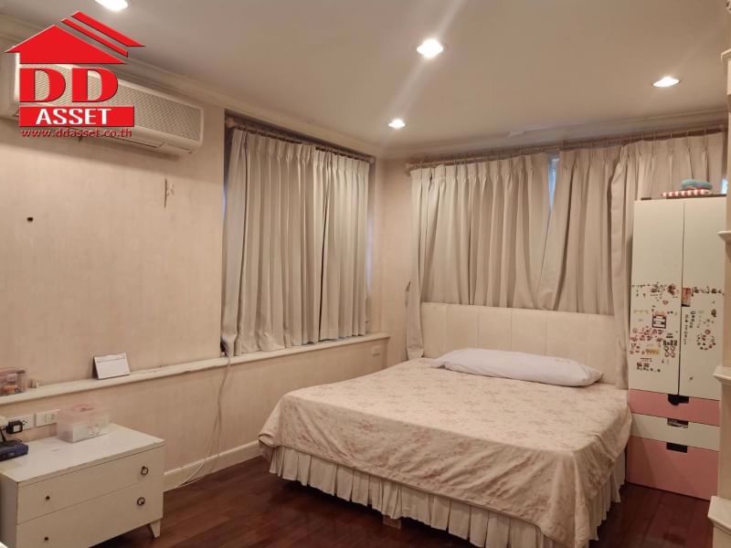 ขายบ้านเดี่ยว-หมู่บ้านลดาวัลย์-ศรีนครินทร์-ติดถนนศรีนครินทร์