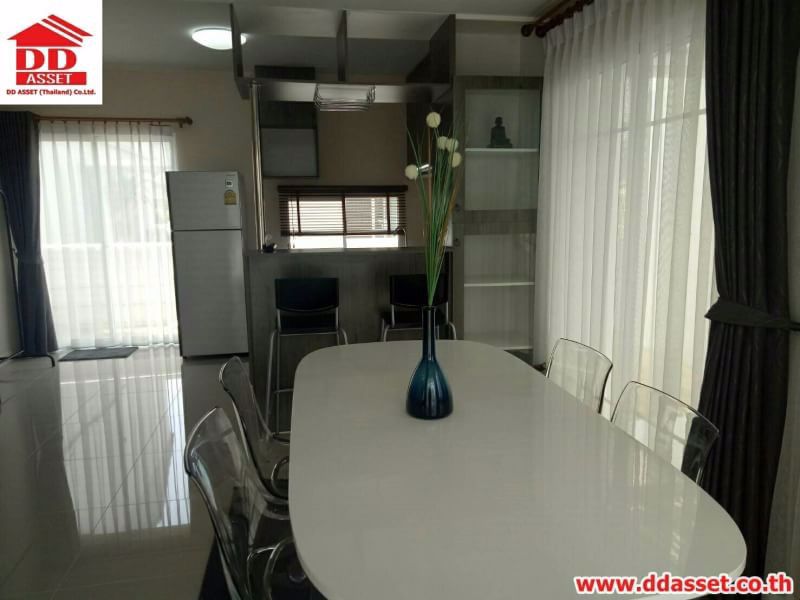 ขายทาวน์เฮ้า-2-ชั้น-สไตล์บ้านเดี่ยว-มีพื้นที่สวนรอบบ้าน-โครงการ-เดอะวิลเลจ-บางนา-วงแหวน-2