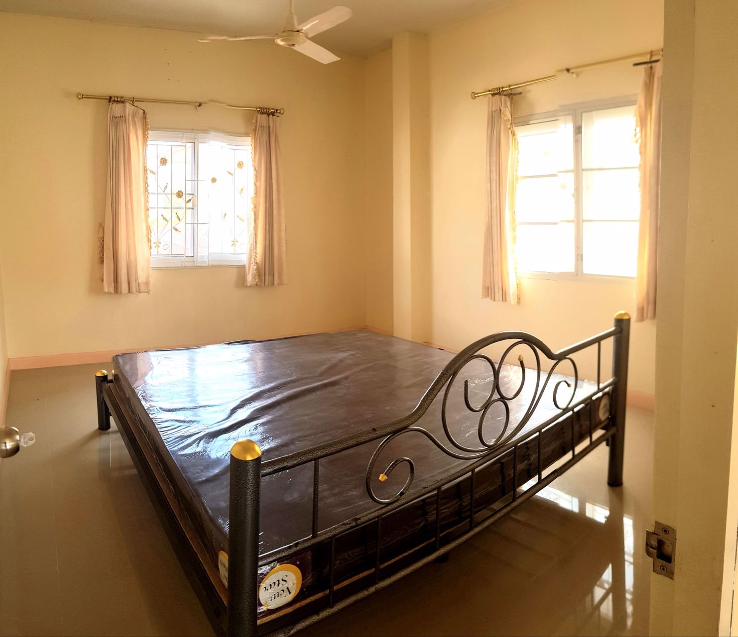 บ้านให้เช่า-4-นอน-2-น้ำ-ตรงข้ามโลตัสจอหอ-โฮมการ์เดนสุรนารายณ์