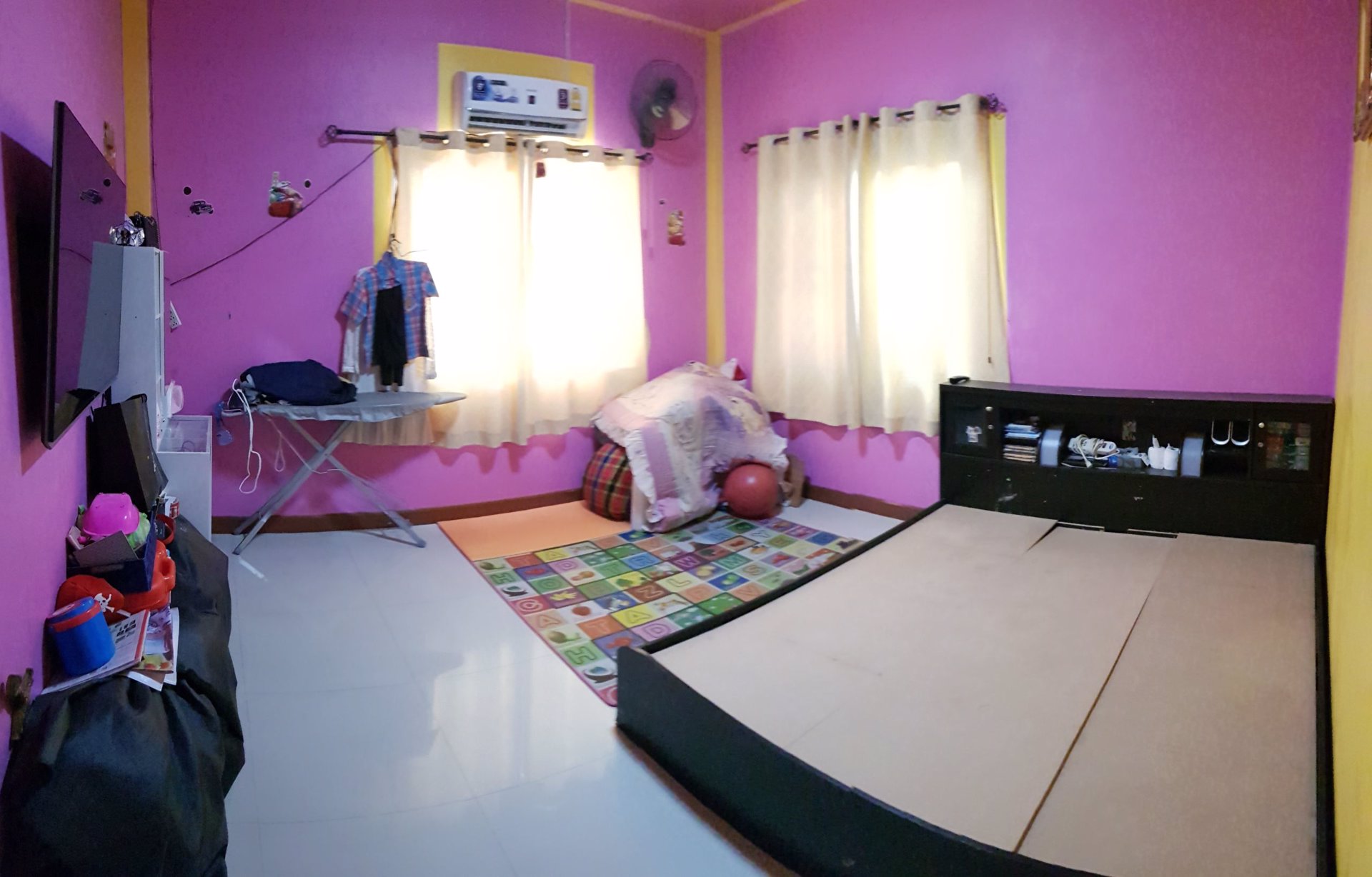 ขายบ้านแฝด-36-ตารางวา-ใกล้เขตอุตสาหกรรมสุรนารี-พร้อมของแถมมากมาย