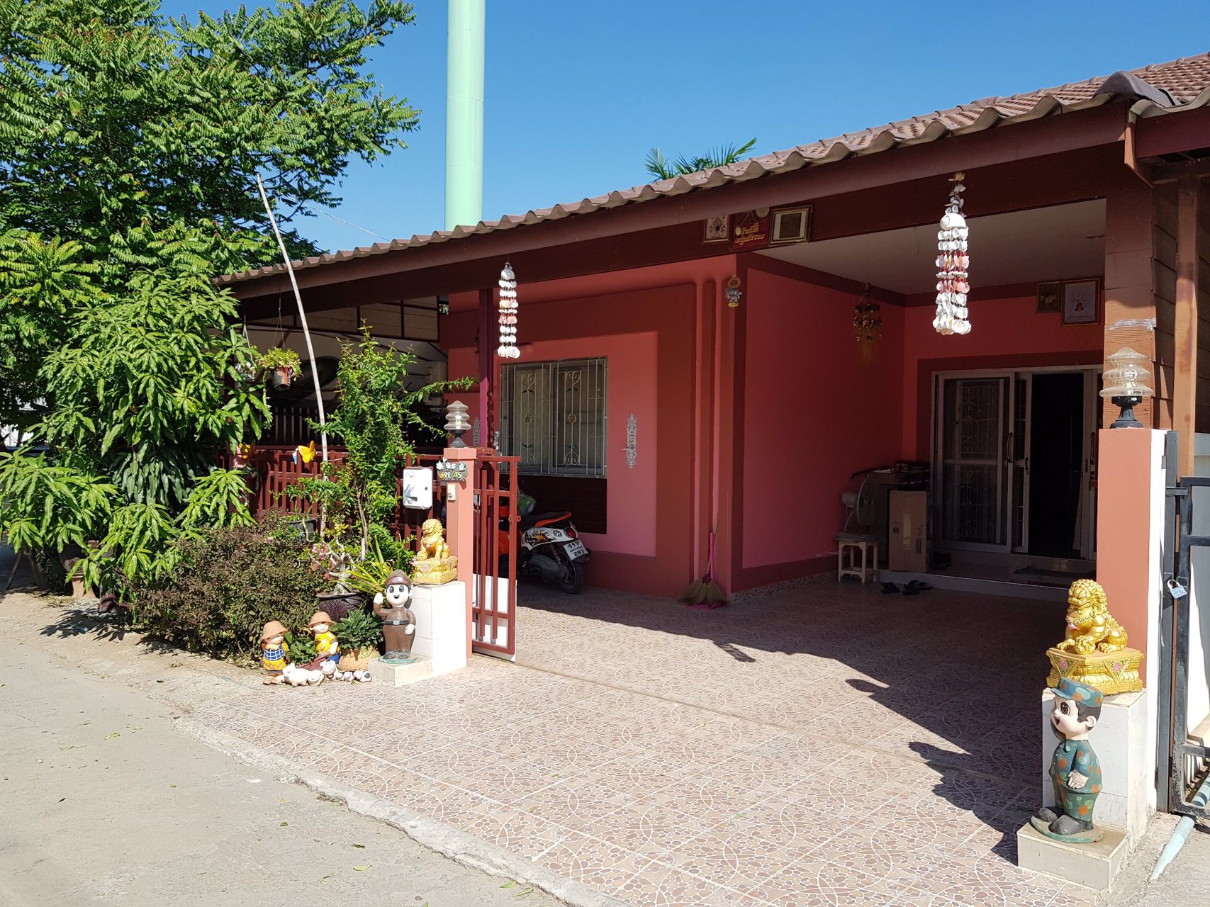 ขายบ้านแฝด-36-ตารางวา-ใกล้เขตอุตสาหกรรมสุรนารี-พร้อมของแถมมากมาย