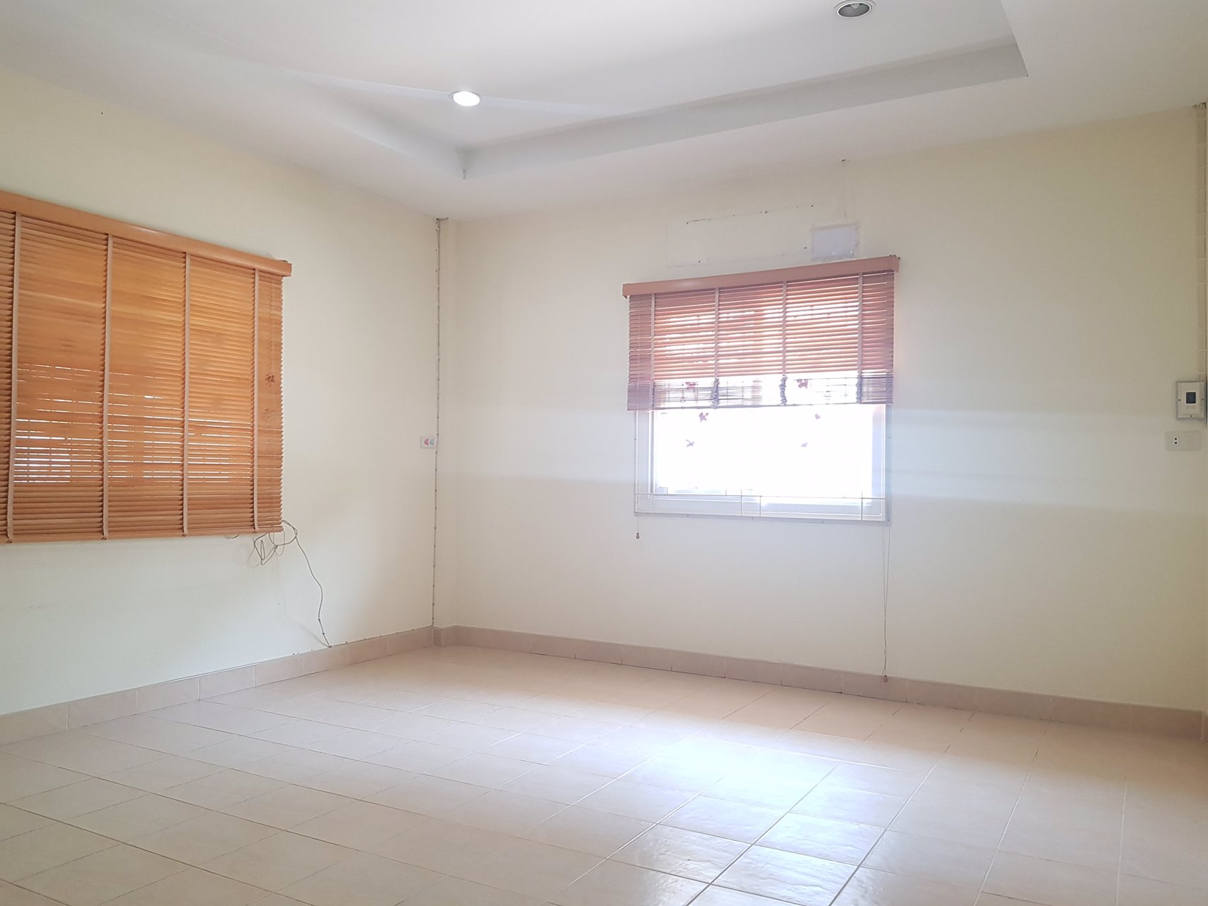 ขายบ้านเดี่ยว-เช่า-3-นอน-3-น้ำ-4-ที่จอดรถ