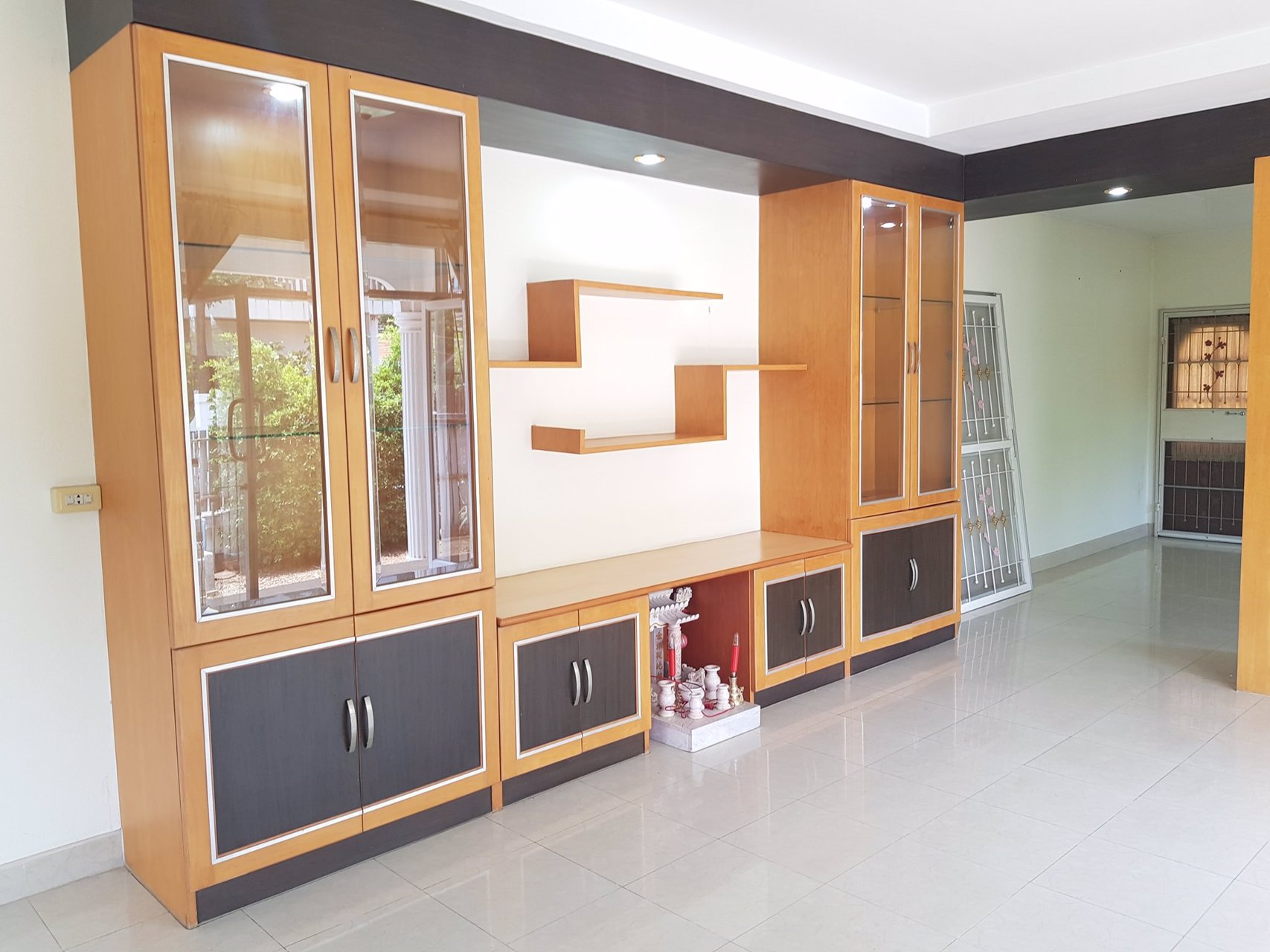 ขายบ้านเดี่ยว-เช่า-3-นอน-3-น้ำ-4-ที่จอดรถ