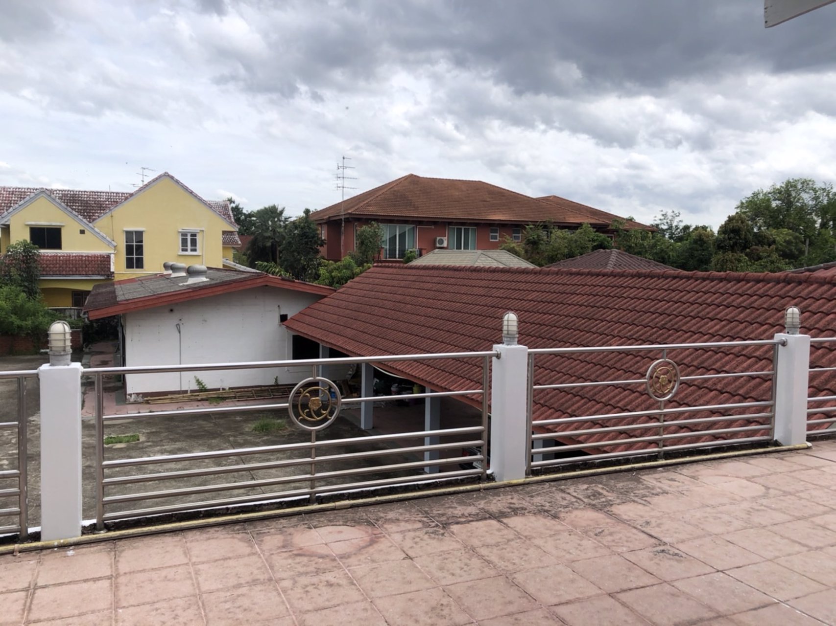 ขายบ้านเดี่ยว-2-ชั้น-โครงการคาซารีน่า1-4-นอน-4-น้ำ-1ครัว-1ห้องโถงใหญ่