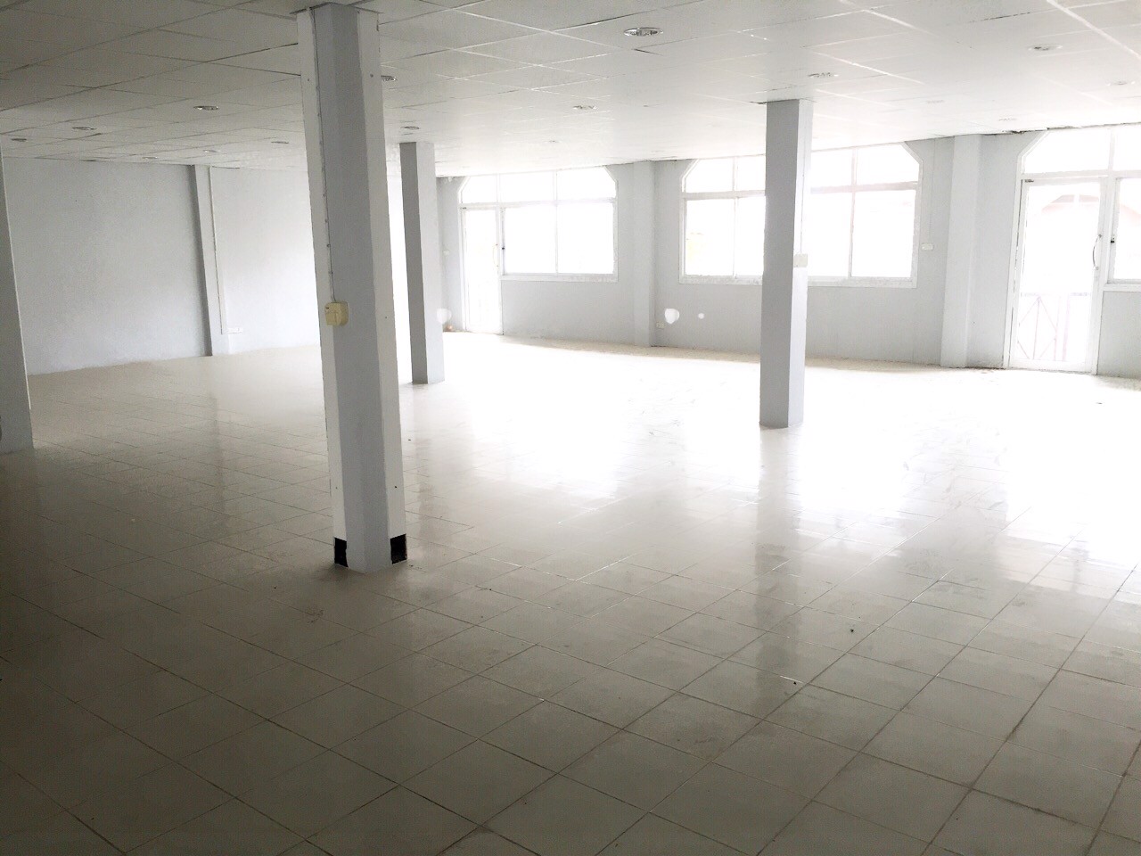 ขาย-อาคารพาณิชย์-4-ชั้นครึ่ง-จำนวน-3-คูหา-แถวเอกชัย-บางบอน-ซอยสุนทร-7-