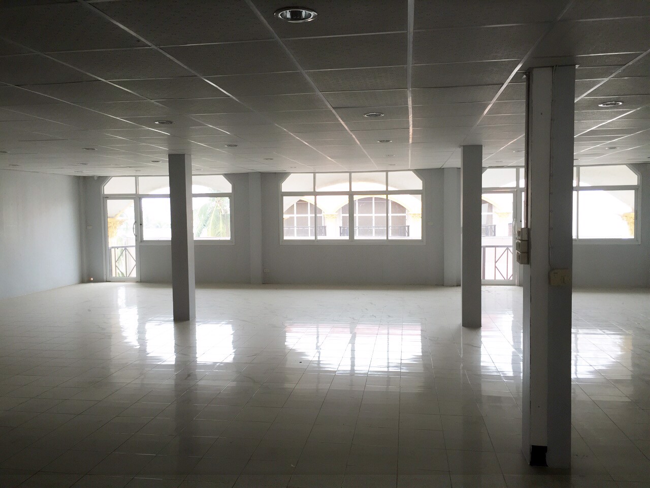 ขาย-อาคารพาณิชย์-4-ชั้นครึ่ง-จำนวน-3-คูหา-แถวเอกชัย-บางบอน-ซอยสุนทร-7-