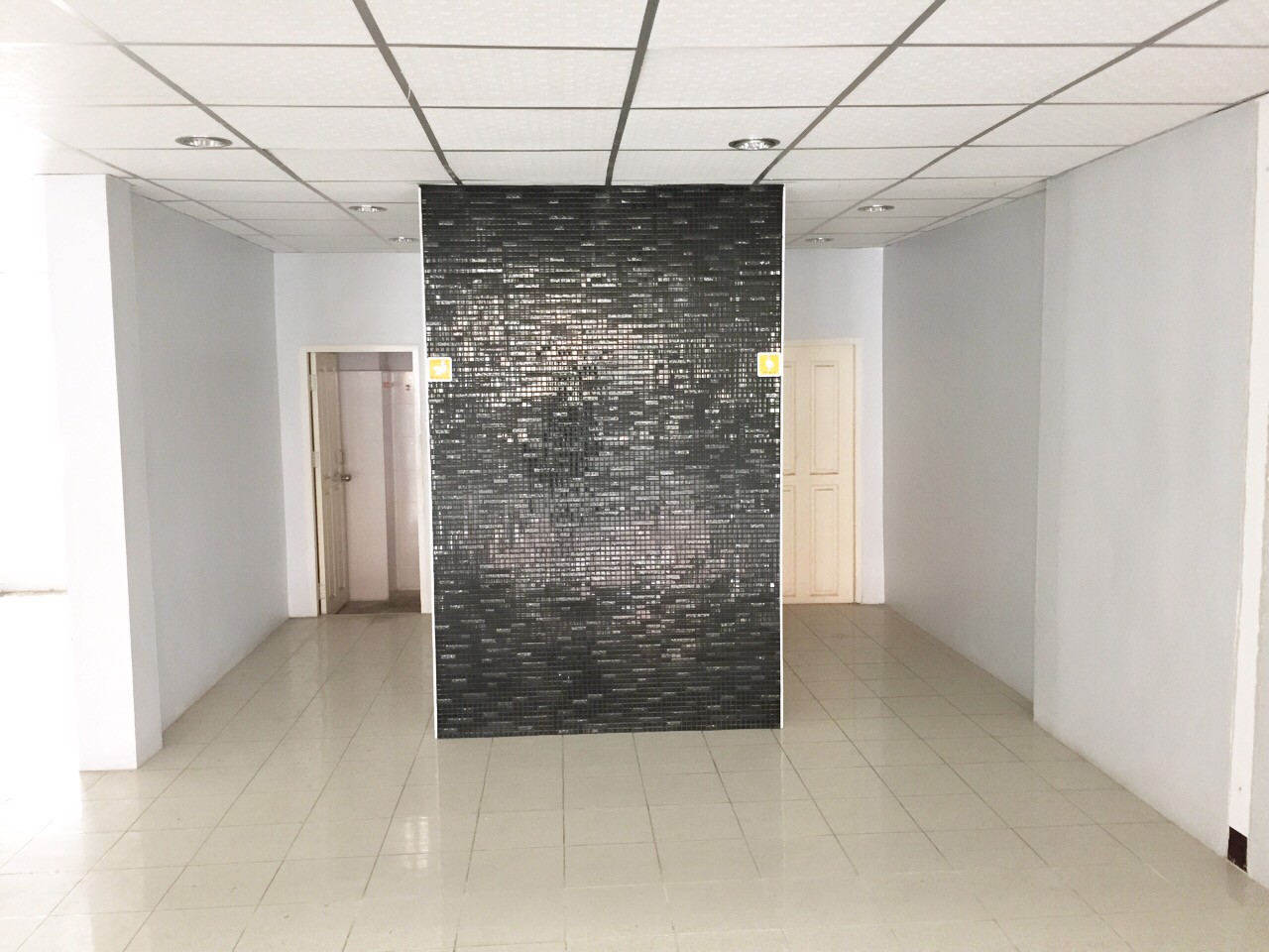 ขาย-อาคารพาณิชย์-4-ชั้นครึ่ง-จำนวน-3-คูหา-แถวเอกชัย-บางบอน-ซอยสุนทร-7-