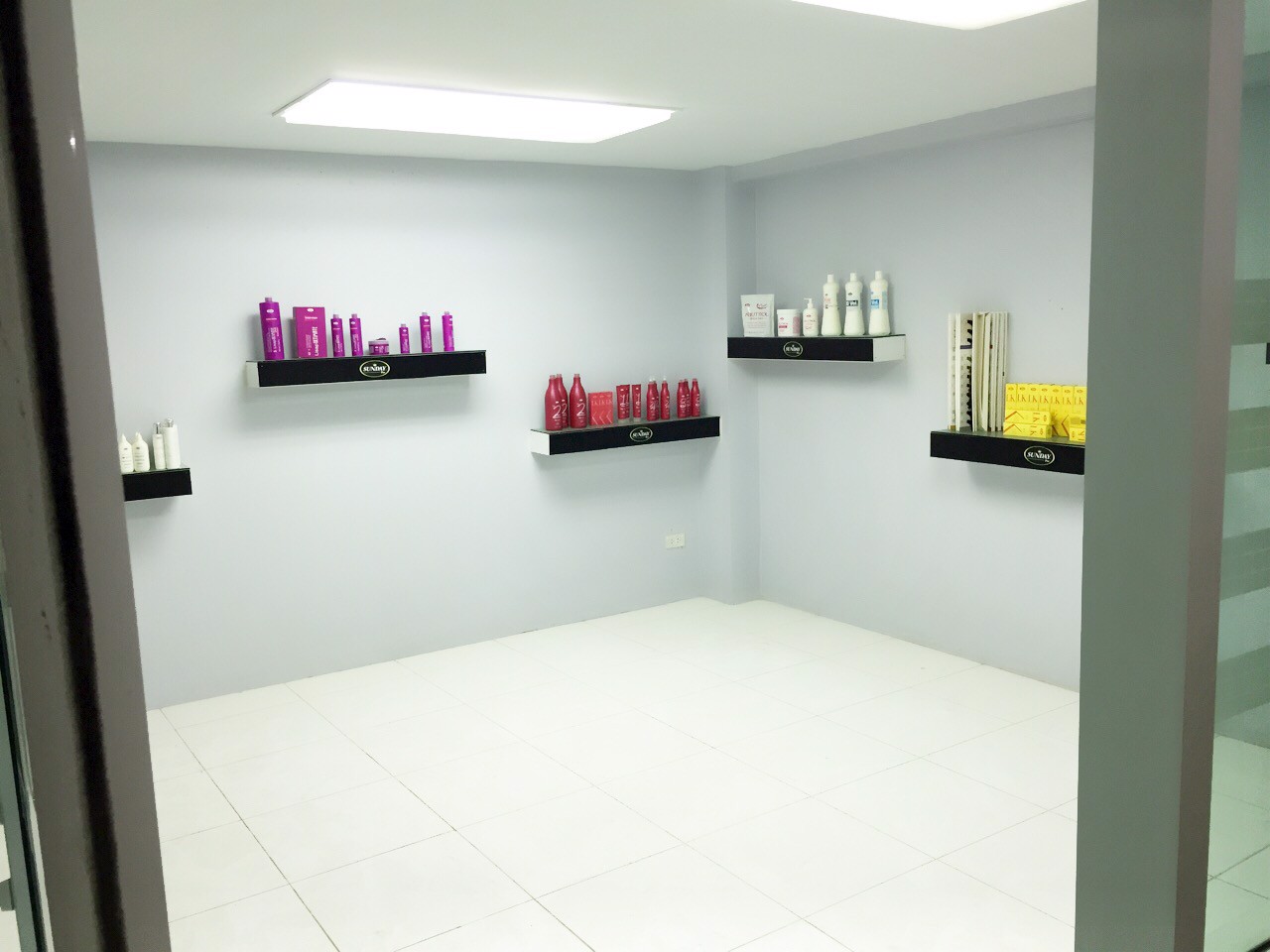 ขาย-อาคารพาณิชย์-4-ชั้นครึ่ง-จำนวน-3-คูหา-แถวเอกชัย-บางบอน-ซอยสุนทร-7-