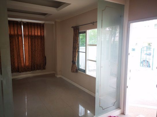 ขายบ้านเดี่ยว-หลังใหญ่-ในชุมชนทรงคุณค่าของมณียามาสเตอร์พีช-รัตนาธิเบศร์