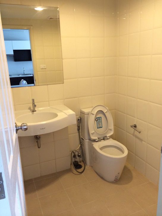 ขายคอนโดนวธารา-ริเวอร์ไลฟ์-ย่านเกษตร-นวมินทร์-ห้องริม-วิวสระ