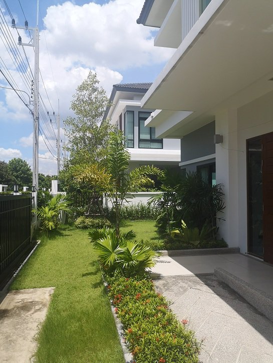 สวยไร้ที่ติ-nc-on-green-charm-ลำลูกกา-บ้านเดี่ยวหลังใหญ่ใกล้สนามกอล์ฟ