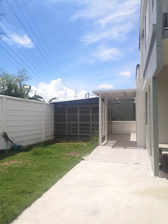 ทาวน์โฮม-ที่เหมือนบ้านเดี่ยว-พื้นที่ขนาดใหญ่-43-ตรว-เดอะ-วิลเลจ-บางนา-วงแหวนฯ-2