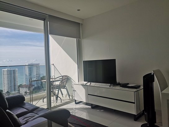 คอนโดหรู-amari-residences-suites-pattaya-บน-เขาพระตำหนัก-ชมวิวทะเล-180-องศา-ใกล้แหลมบาลีฮาย