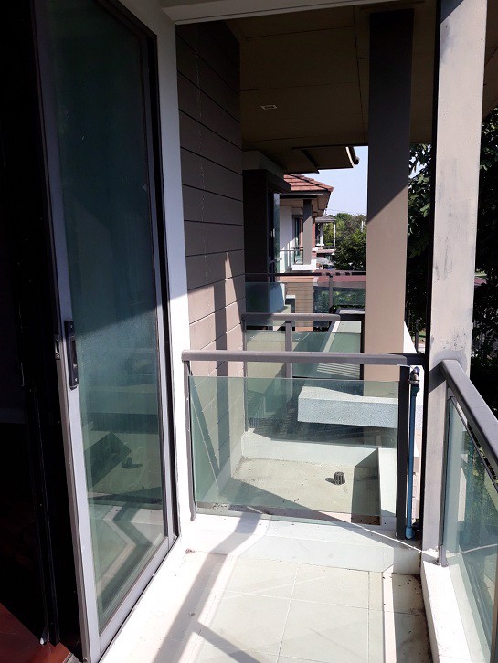 บ้านติดสวนส่วนกลาง-หลังใหญ่-เศรษฐสิริ-ชัยพฤกษ์-แจ้งวัฒนะ-ทำเลแห่งอนาคต-สภาพแวดล้อมแสนอบอุ่น-ลงตัวกับ