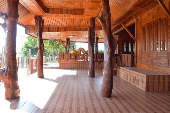 ขายด่วน-บ้านไม้แท้ทั้งหลัง-ทรงค่าน่าอยู่-ชานเมือง-ชัยภูมิ-บนเนื้อที่-เกือบสี่ไร่