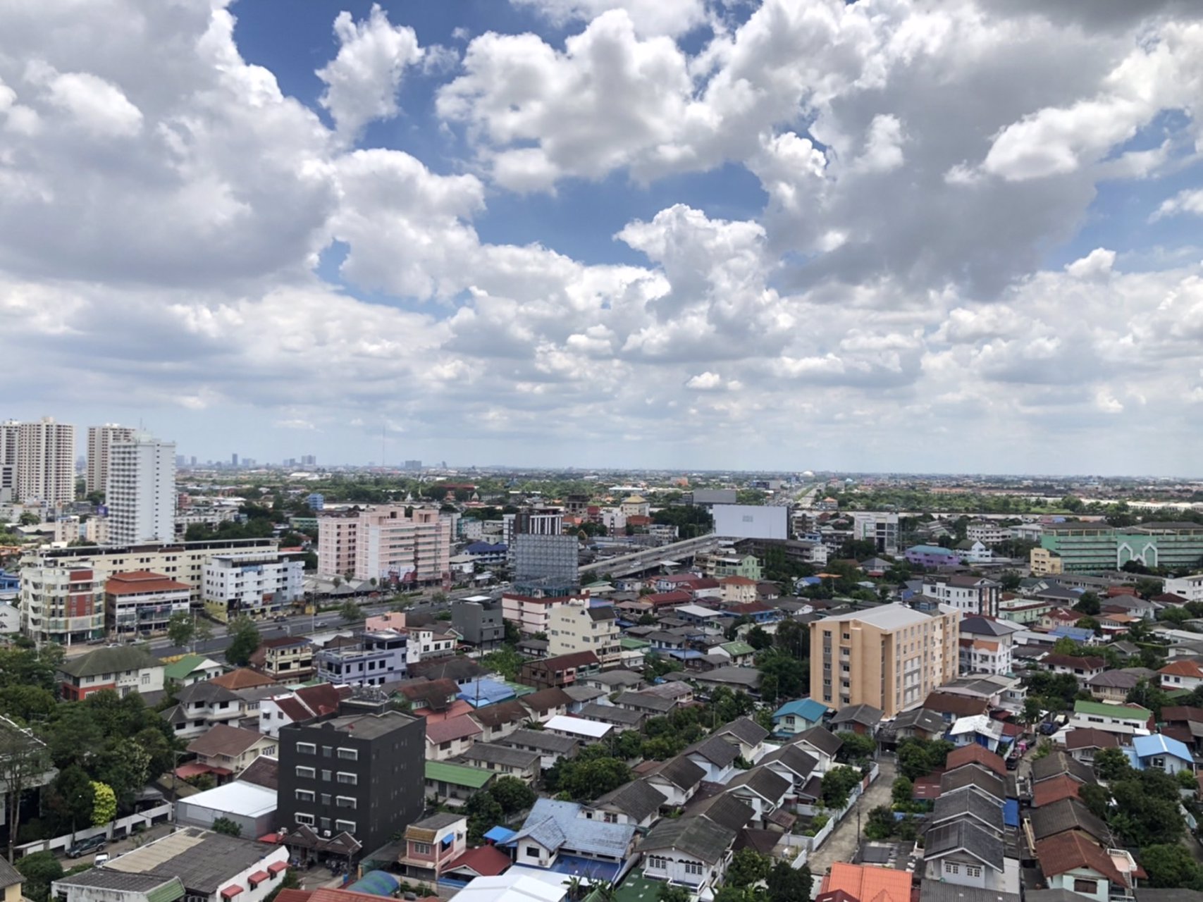 ขายคอนโดลุมพินีวิลล์-นครอินทร์-ริเวอร์วิว-ชั้น-18