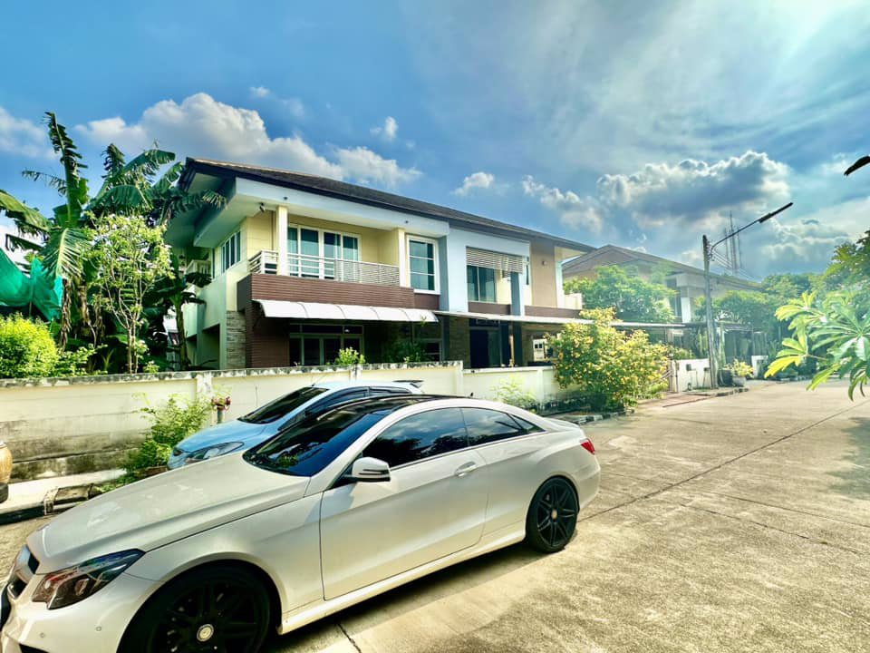 ขายด่วน-บ้านเดี่ยวหลังใหญ่-พื้นที่-96-ตรว-บ้านเดี่ยวหลังมุม-หมู่บ้านกฤษณา-ติวานนท์