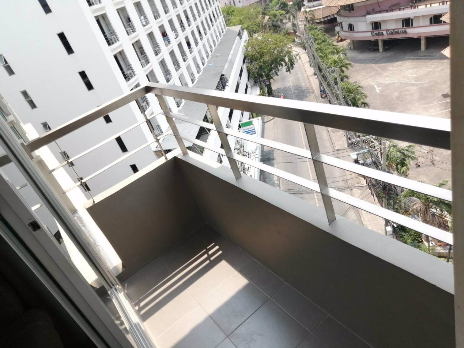 ขายคอนโดมิเนียมพร้อมอยู่-the-kris-ratchada-17-อาคาร-6