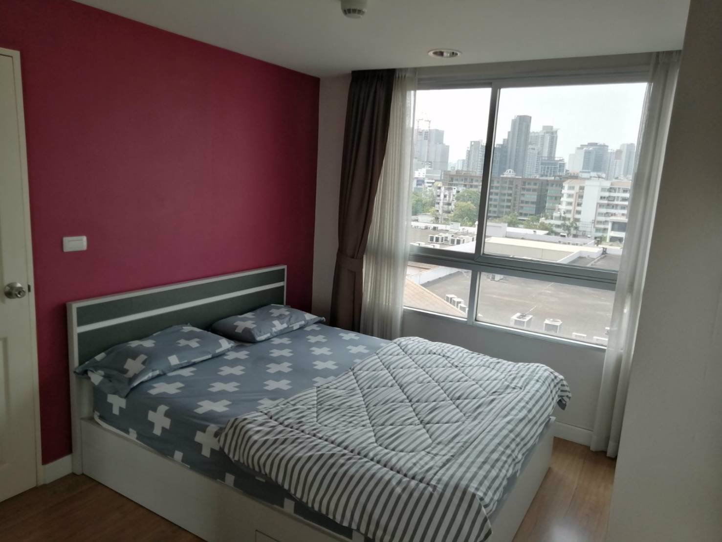 ขายคอนโดมิเนียมพร้อมอยู่-the-kris-ratchada-17-อาคาร-6