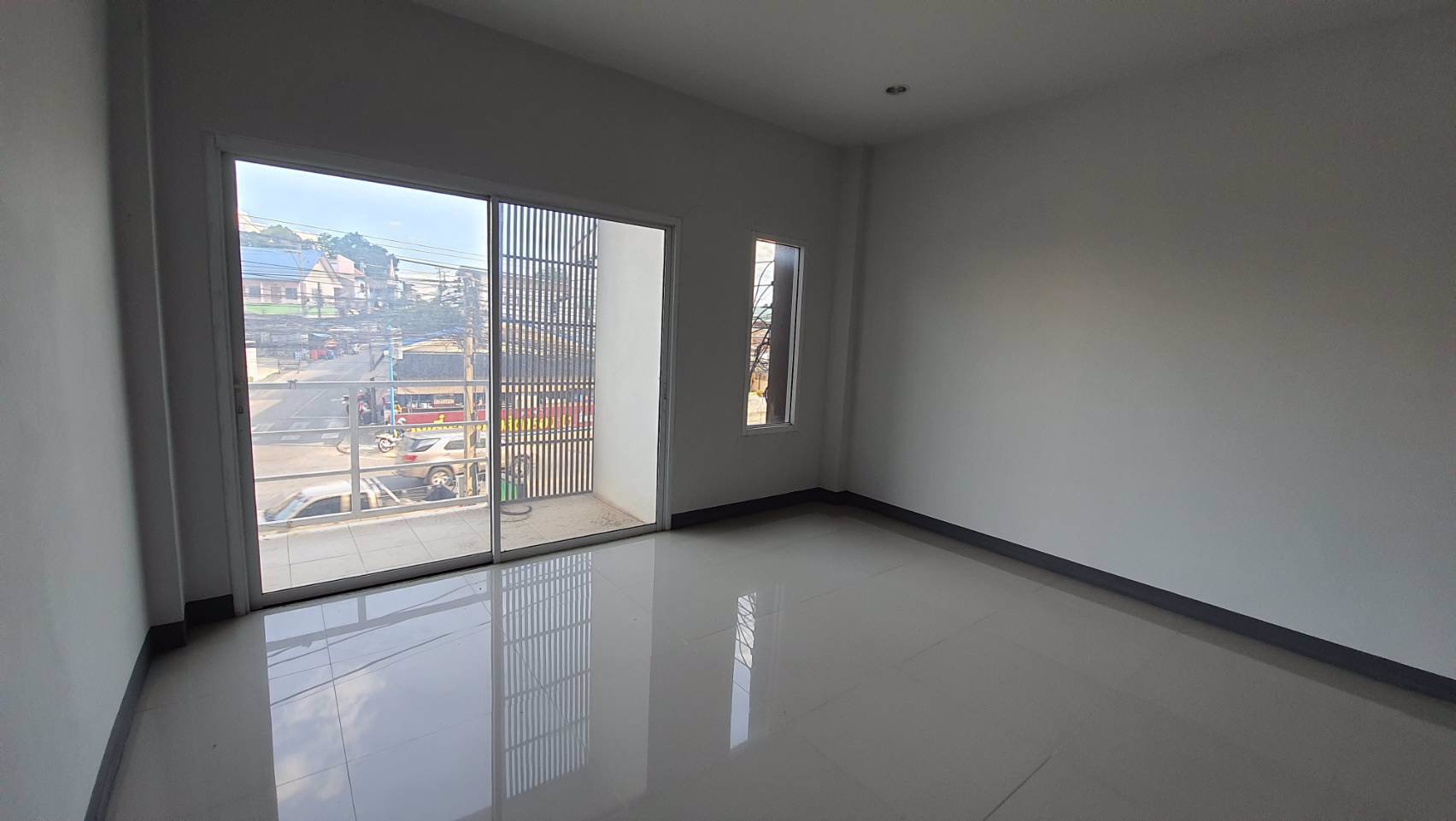 ขาย-อาคารพาณิชย์-3ชั้น-3-คูหา-20-ตารางวา-ในเมือง-ขอนแก่น