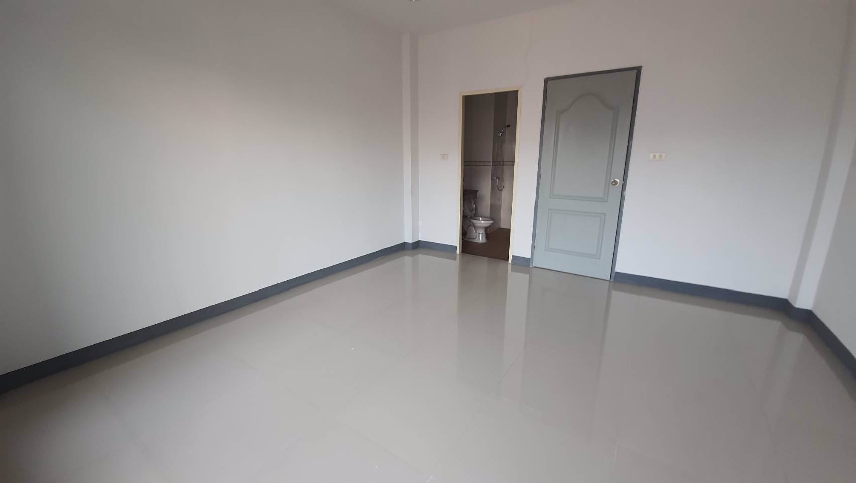 ขาย-อาคารพาณิชย์-3ชั้น-3-คูหา-20-ตารางวา-ในเมือง-ขอนแก่น