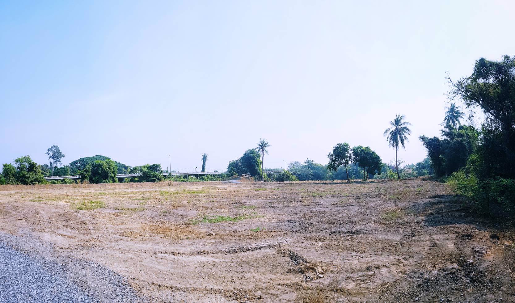 ที่ดินติดริมแม่น้ำ-อยุธยา-ถมสูงน้ำไม่ท่วม-อยู่ติดชุมชน