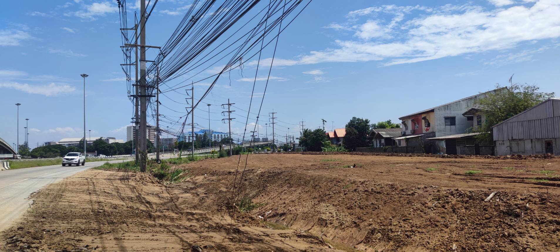 ที่ดินติดถนนสายเอเชีย-และโรจนะ-เมืองอยุธยา