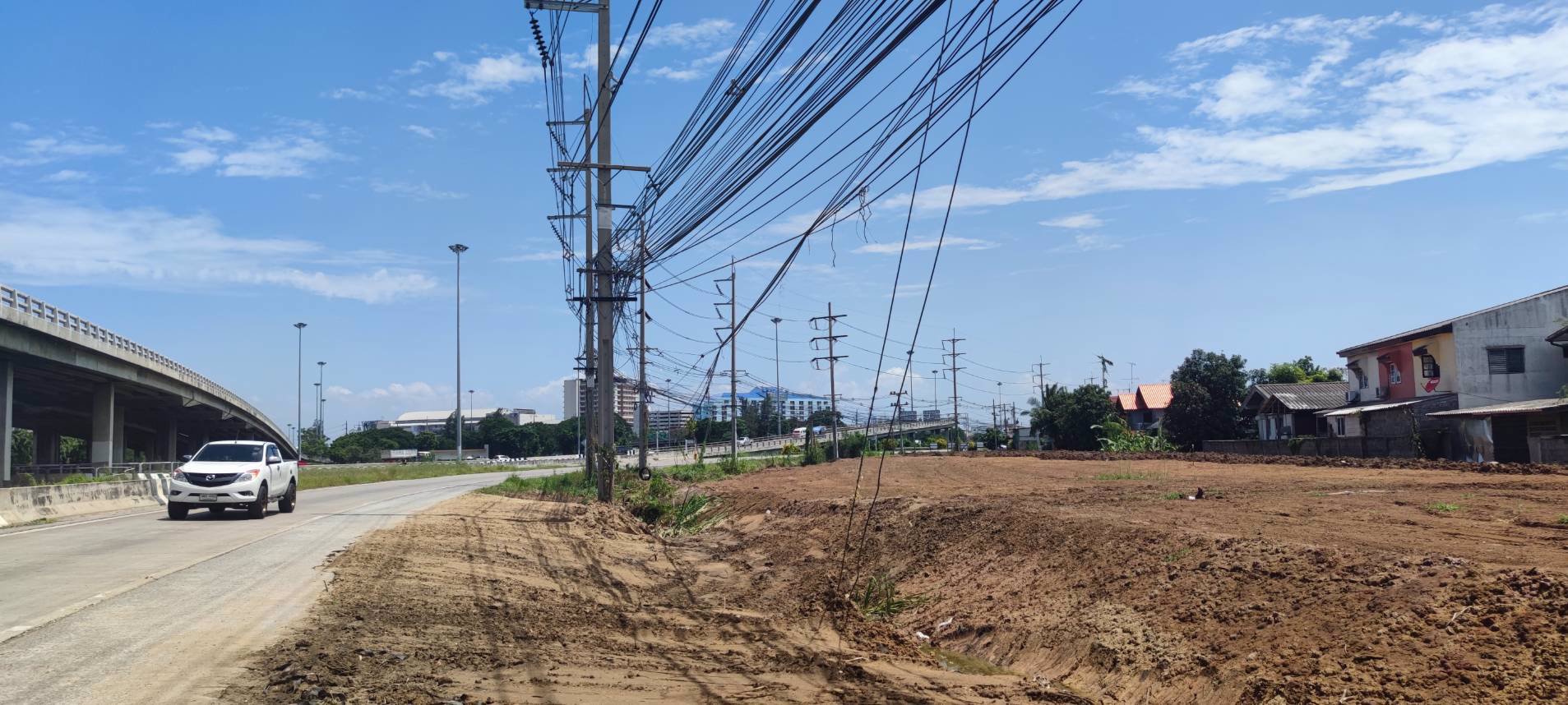 ที่ดินติดถนนสายเอเชีย-และโรจนะ-เมืองอยุธยา