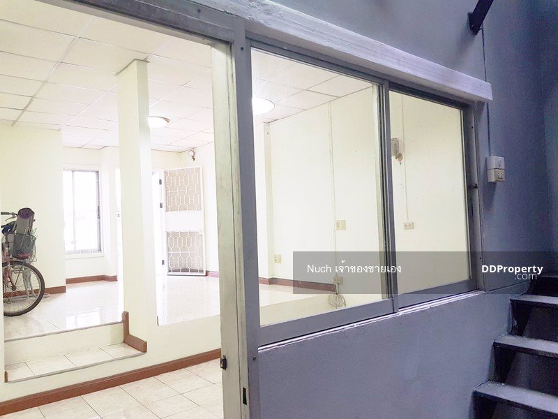 ให้เช่าทาวน์เฮาส์หมู่บ้านควีนเพลส-สุขุมวิท101-1วชิรธรรม8-ใกล้-bts-ปุณณวิถี-2-ชั้น-แบ่งจาก4ชั้น