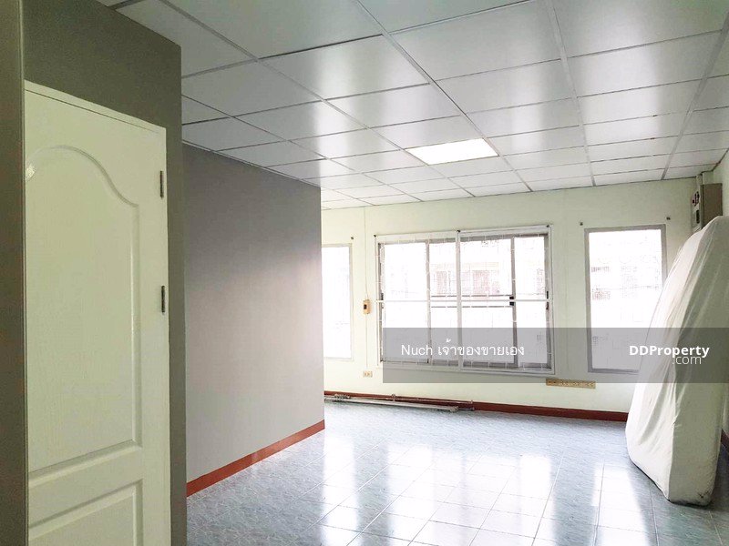 ให้เช่าทาวน์เฮาส์หมู่บ้านควีนเพลส-สุขุมวิท101-1วชิรธรรม8-ใกล้-bts-ปุณณวิถี-2-ชั้น-แบ่งจาก4ชั้น