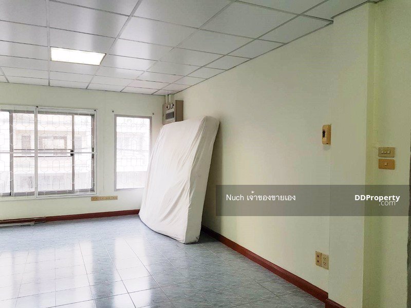 ให้เช่าทาวน์เฮาส์หมู่บ้านควีนเพลส-สุขุมวิท101-1วชิรธรรม8-ใกล้-bts-ปุณณวิถี-2-ชั้น-แบ่งจาก4ชั้น