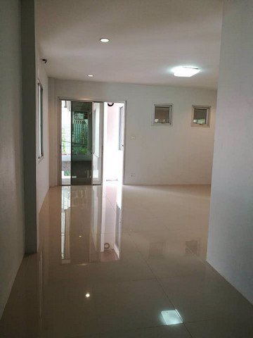 ให้เช่าหรือ-ขายบ้านเดี่ยว-หมู่บ้านอารีน่าการ์เดนท์-อ่อนนุช-44-ใกล้-bts-บางจาก-5-นาที-3-ห้องนอน-3