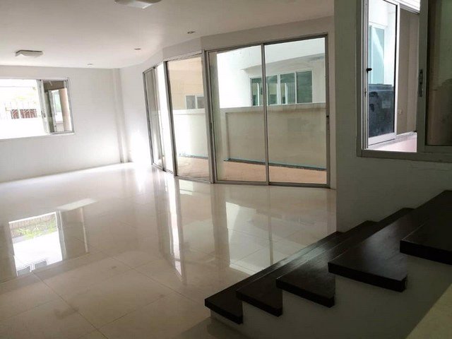 ให้เช่าหรือ-ขายบ้านเดี่ยว-หมู่บ้านอารีน่าการ์เดนท์-อ่อนนุช-44-ใกล้-bts-บางจาก-5-นาที-3-ห้องนอน-3